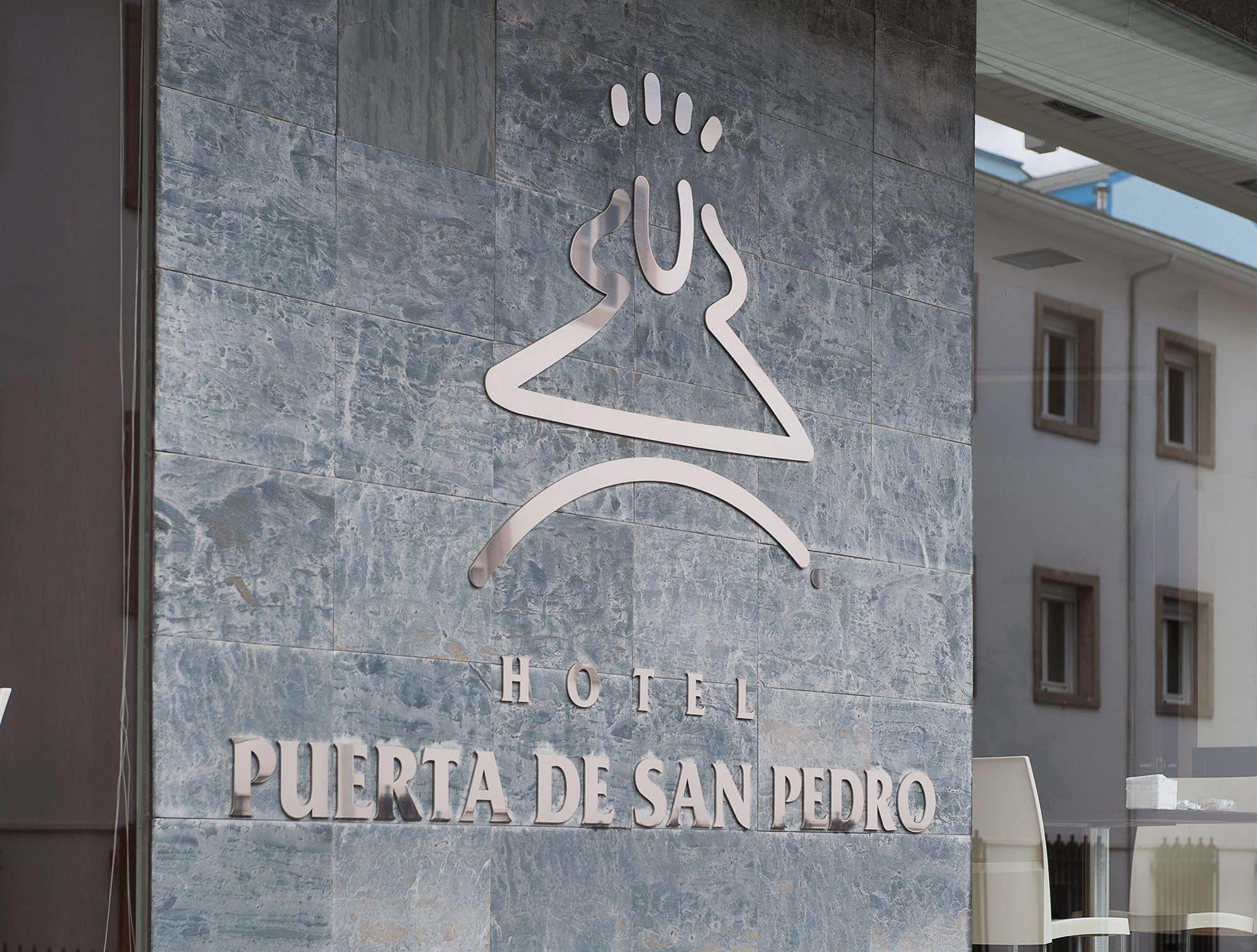 Exe Puerta San Pedro Hotel Lugo Exterior foto